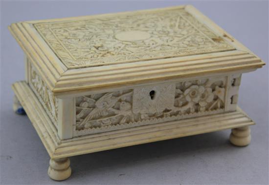 A Chinese ivory casket, late 19th century, 13.3cm